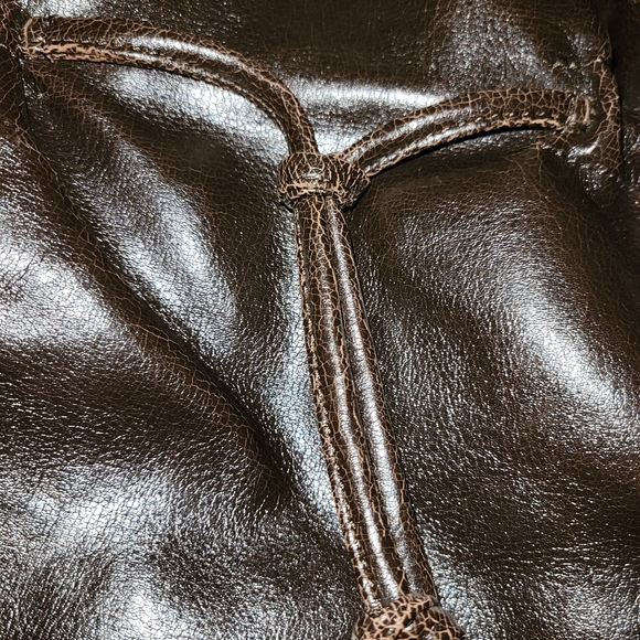 8 1/2" X 11" Dark Brown Faux Leather Handbag - Picture 5 of 5